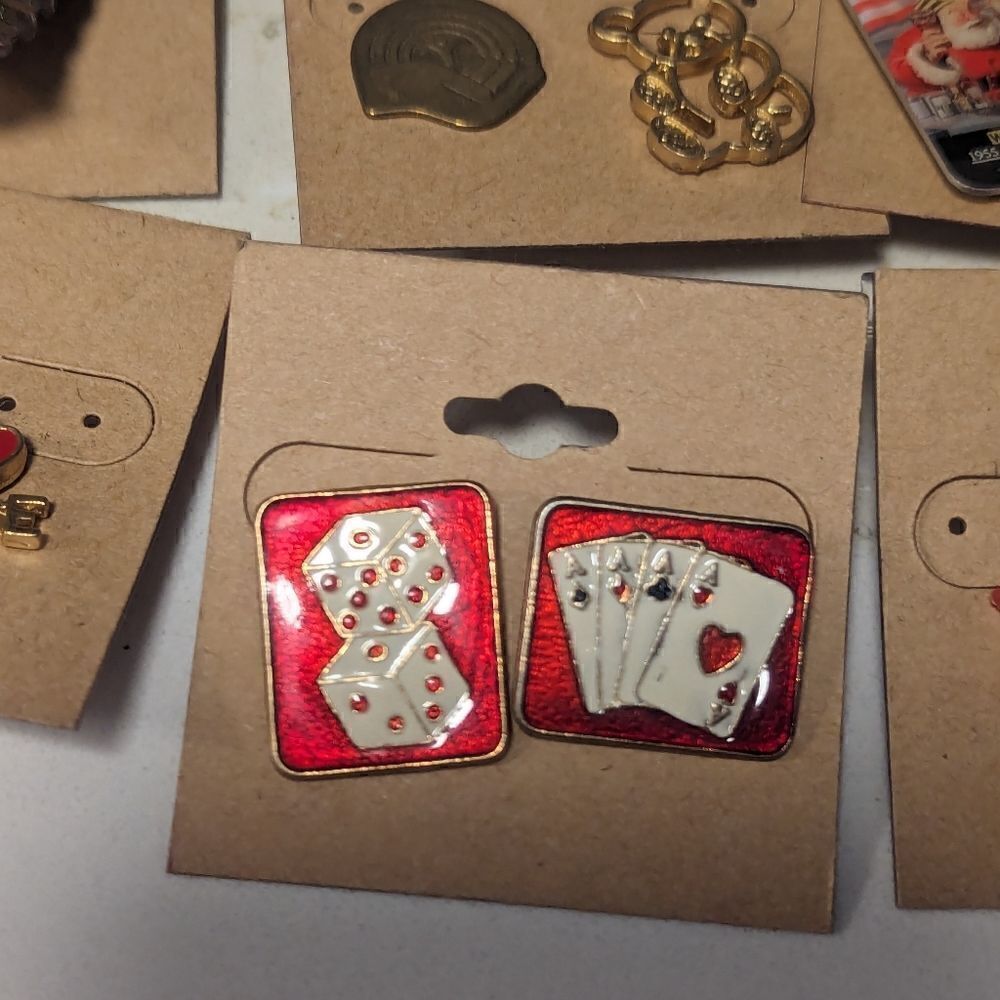 11 piece antique pin set of mix and match pins - Picture 8 of 8